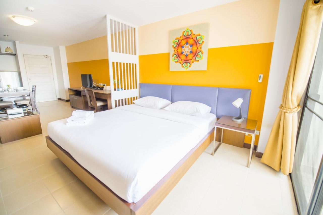 Sitara Place Serviced Apartment & Hotel Bangkok Exterior photo